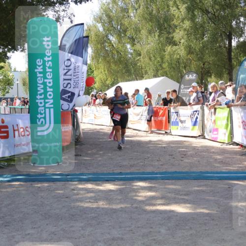 07.09.2025 - 19. Norderstedt Triathlon Zöllner http://msf.ph/oto/8780527 07.09.2025 12:50:42 Ziel 1286, 1381 meine-sportfotos.de