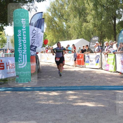 07.09.2025 - 19. Norderstedt Triathlon Zöllner http://msf.ph/oto/8780532 07.09.2025 12:50:43 Ziel 1286, 1381 meine-sportfotos.de