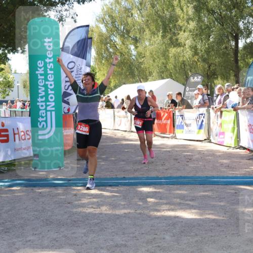 07.09.2025 - 19. Norderstedt Triathlon Zöllner http://msf.ph/oto/8780562 07.09.2025 12:50:44 Ziel 1286, 1381 meine-sportfotos.de