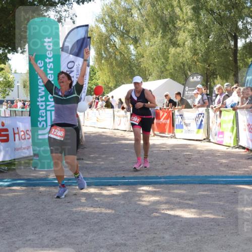 07.09.2025 - 19. Norderstedt Triathlon Zöllner http://msf.ph/oto/8780570 07.09.2025 12:50:45 Ziel 1286, 1381 meine-sportfotos.de