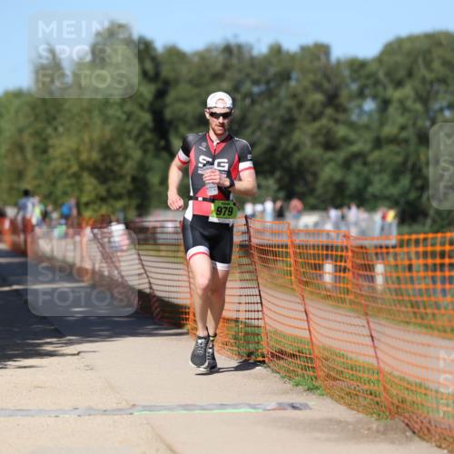 07.09.2025 - 19. Norderstedt Triathlon Michael Strokosch http://msf.ph/oto/8780585 07.09.2025 15:01:20 Laufen 979 meine-sportfotos.de
