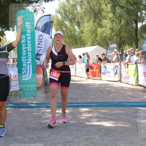 07.09.2025 - 19. Norderstedt Triathlon Zöllner http://msf.ph/oto/8780602 07.09.2025 12:50:46 Ziel 1286, 1381 meine-sportfotos.de