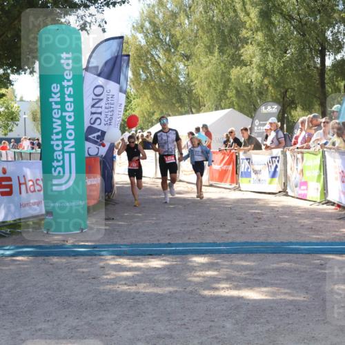 07.09.2025 - 19. Norderstedt Triathlon Zöllner http://msf.ph/oto/8780611 07.09.2025 12:51:10 Ziel 792, 1220, 1378 meine-sportfotos.de