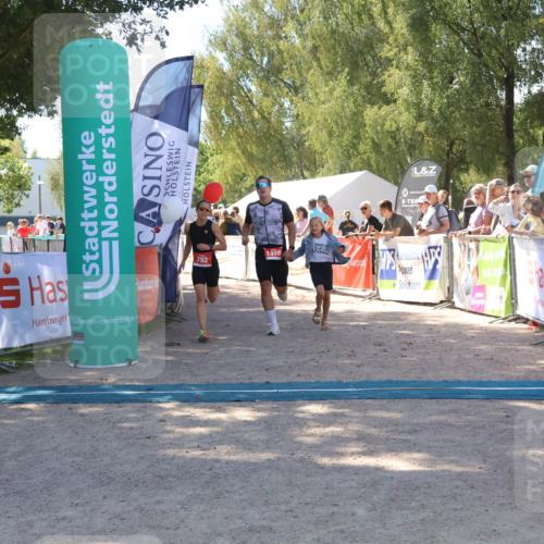 07.09.2025 - 19. Norderstedt Triathlon Zöllner http://msf.ph/oto/8780621 07.09.2025 12:51:11 Ziel 792, 1220, 1378 meine-sportfotos.de