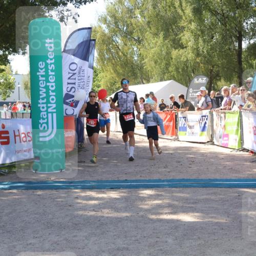 07.09.2025 - 19. Norderstedt Triathlon Zöllner http://msf.ph/oto/8780625 07.09.2025 12:51:11 Ziel 792, 1220, 1378 meine-sportfotos.de
