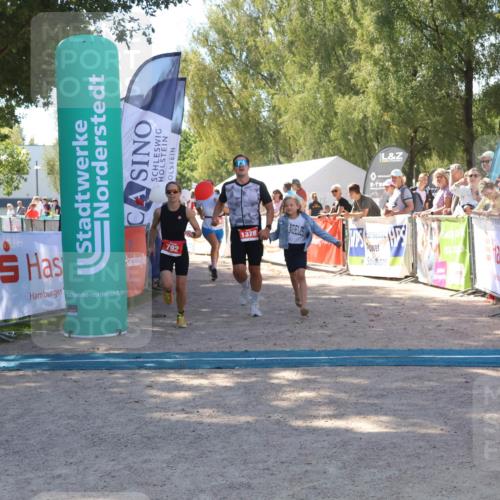07.09.2025 - 19. Norderstedt Triathlon Zöllner http://msf.ph/oto/8780631 07.09.2025 12:51:11 Ziel 792, 1220, 1378 meine-sportfotos.de