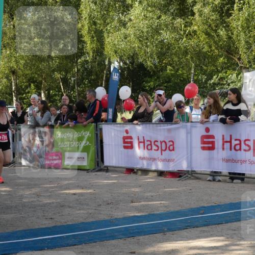 07.09.2025 - 19. Norderstedt Triathlon Zöllner http://msf.ph/oto/8780639 07.09.2025 10:54:42 Ziel 657, 1131 meine-sportfotos.de