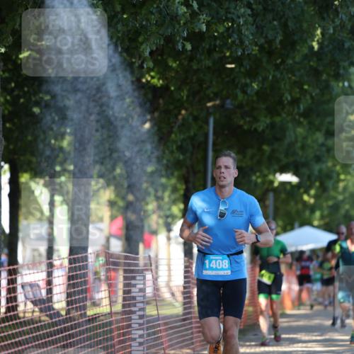 07.09.2025 - 19. Norderstedt Triathlon Michael Strokosch http://msf.ph/oto/8780663 07.09.2025 16:04:36 Laufen 440, 465, 527, 1408, 1439, 1483 meine-sportfotos.de