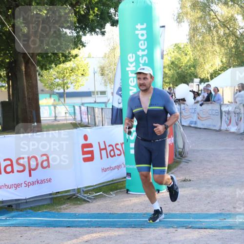 07.09.2025 - 19. Norderstedt Triathlon Zöllner http://msf.ph/oto/8780667 07.09.2025 17:36:10 Ziel 1476 meine-sportfotos.de