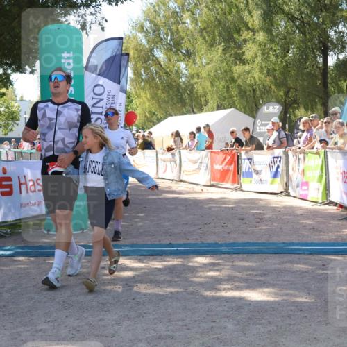 07.09.2025 - 19. Norderstedt Triathlon Zöllner http://msf.ph/oto/8780669 07.09.2025 12:51:13 Ziel 792, 1220, 1378 meine-sportfotos.de