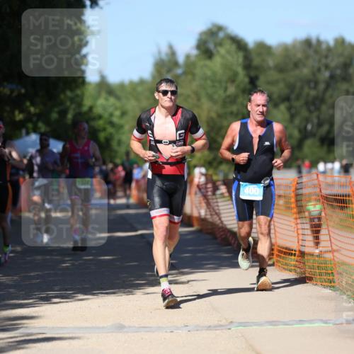 07.09.2025 - 19. Norderstedt Triathlon Michael Strokosch http://msf.ph/oto/8780671 07.09.2025 15:01:43 Laufen 369, 400, 872, 978, 1002, 1022 meine-sportfotos.de