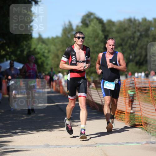 07.09.2025 - 19. Norderstedt Triathlon Michael Strokosch http://msf.ph/oto/8780676 07.09.2025 15:01:43 Laufen 369, 400, 872, 978, 1002, 1022 meine-sportfotos.de