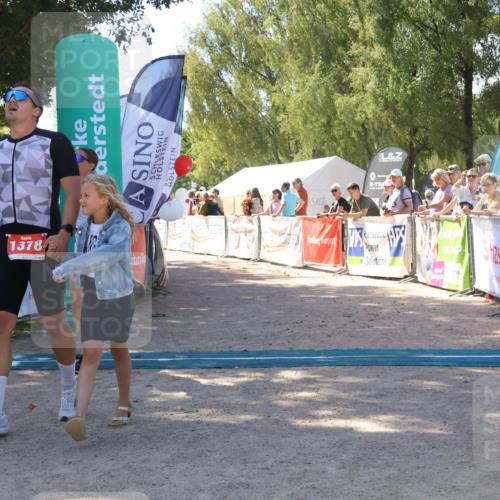 07.09.2025 - 19. Norderstedt Triathlon Zöllner http://msf.ph/oto/8780678 07.09.2025 12:51:13 Ziel 792, 1220, 1378 meine-sportfotos.de
