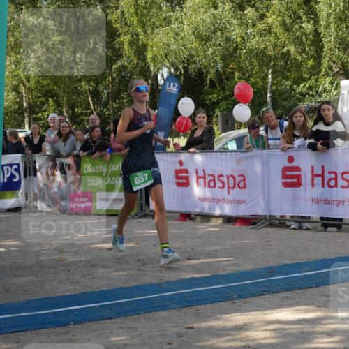 07.09.2025 - 19. Norderstedt Triathlon Zöllner http://msf.ph/oto/8780680 07.09.2025 10:54:46 Ziel 657, 1131 meine-sportfotos.de