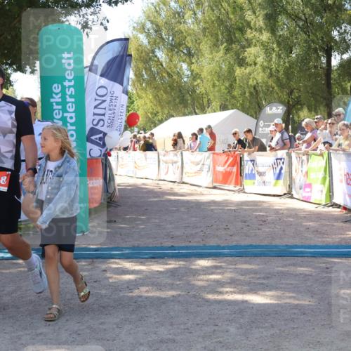 07.09.2025 - 19. Norderstedt Triathlon Zöllner http://msf.ph/oto/8780683 07.09.2025 12:51:14 Ziel 792, 1220, 1378 meine-sportfotos.de