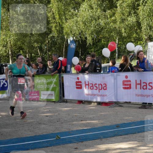 07.09.2025 - 19. Norderstedt Triathlon Zöllner http://msf.ph/oto/8780728 07.09.2025 10:55:09 Ziel 678, 1137, 1143 meine-sportfotos.de