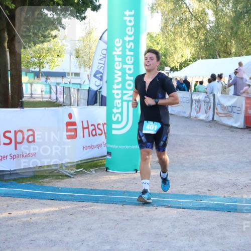 07.09.2025 - 19. Norderstedt Triathlon Zöllner http://msf.ph/oto/8780743 07.09.2025 17:36:54 Ziel 401 meine-sportfotos.de