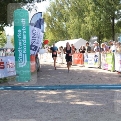 07.09.2025 - 19. Norderstedt Triathlon Zöllner http://msf.ph/oto/8780755 07.09.2025 12:51:29 Ziel 140, 1224 meine-sportfotos.de