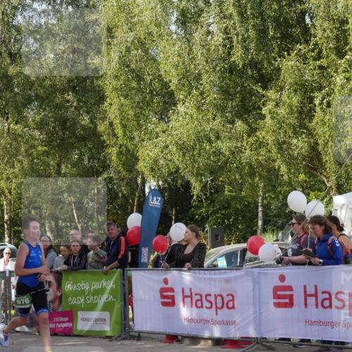 07.09.2025 - 19. Norderstedt Triathlon Zöllner http://msf.ph/oto/8780771 07.09.2025 10:55:19 Ziel 676, 1137 meine-sportfotos.de