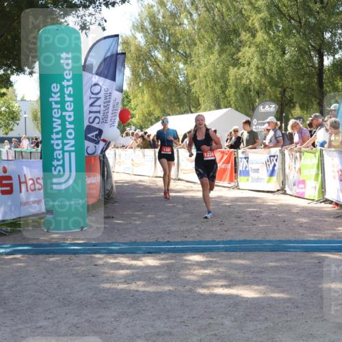 07.09.2025 - 19. Norderstedt Triathlon Zöllner http://msf.ph/oto/8780774 07.09.2025 12:51:30 Ziel 140, 1224 meine-sportfotos.de