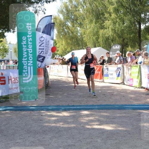 07.09.2025 - 19. Norderstedt Triathlon Zöllner http://msf.ph/oto/8780779 07.09.2025 12:51:30 Ziel 140, 1224 meine-sportfotos.de