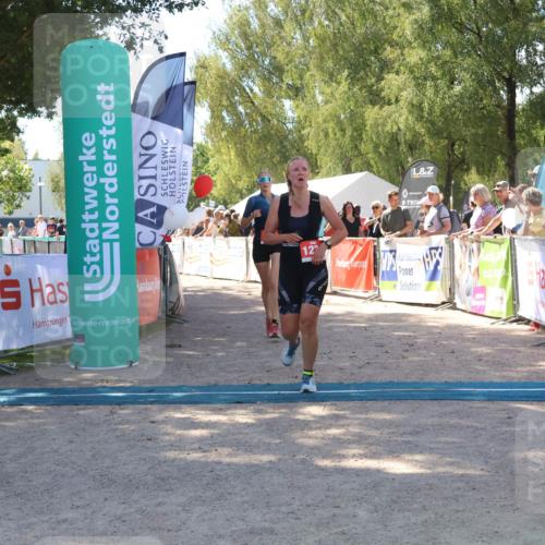 07.09.2025 - 19. Norderstedt Triathlon Zöllner http://msf.ph/oto/8780794 07.09.2025 12:51:31 Ziel 140, 1224 meine-sportfotos.de