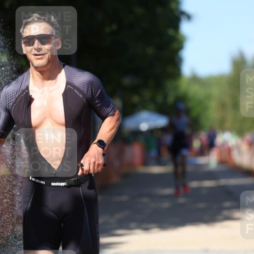 07.09.2025 - 19. Norderstedt Triathlon Michael Strokosch http://msf.ph/oto/8780808 07.09.2025 15:01:59 Laufen 911, 988, 1014 meine-sportfotos.de