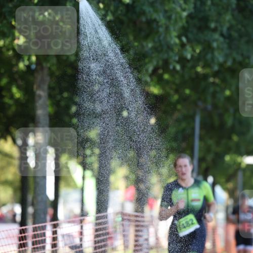 07.09.2025 - 19. Norderstedt Triathlon Michael Strokosch http://msf.ph/oto/8780811 07.09.2025 16:04:51 Laufen 445, 528, 1482 meine-sportfotos.de