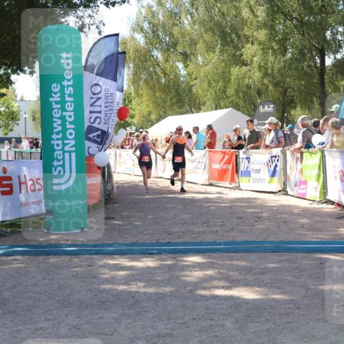 07.09.2025 - 19. Norderstedt Triathlon Zöllner http://msf.ph/oto/8780830 07.09.2025 12:51:53 Ziel 162, 163 meine-sportfotos.de