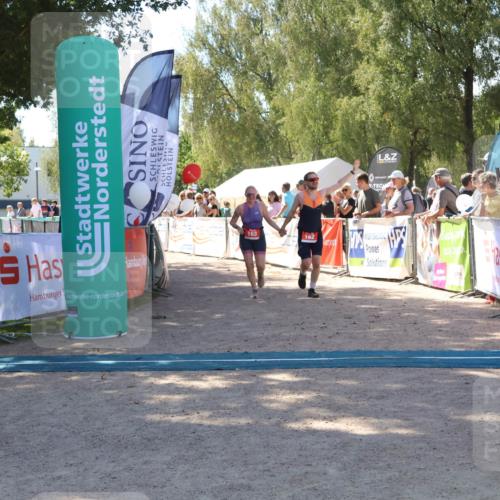 07.09.2025 - 19. Norderstedt Triathlon Zöllner http://msf.ph/oto/8780851 07.09.2025 12:51:55 Ziel 162, 163 meine-sportfotos.de