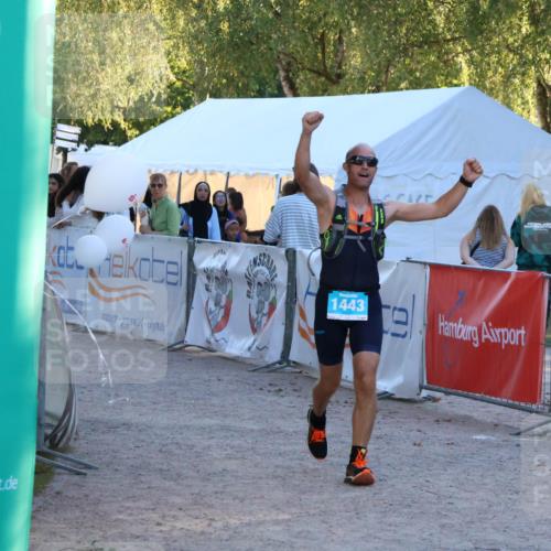 07.09.2025 - 19. Norderstedt Triathlon Zöllner http://msf.ph/oto/8780929 07.09.2025 17:37:42 Ziel 1443 meine-sportfotos.de