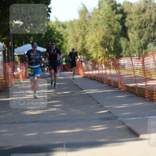 07.09.2025 - 19. Norderstedt Triathlon Michael Strokosch http://msf.ph/oto/8780945 07.09.2025 16:05:42 Laufen 444, 494, 523 meine-sportfotos.de