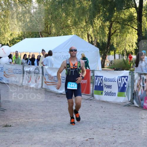 07.09.2025 - 19. Norderstedt Triathlon Zöllner http://msf.ph/oto/8780954 07.09.2025 17:37:43 Ziel 1443 meine-sportfotos.de
