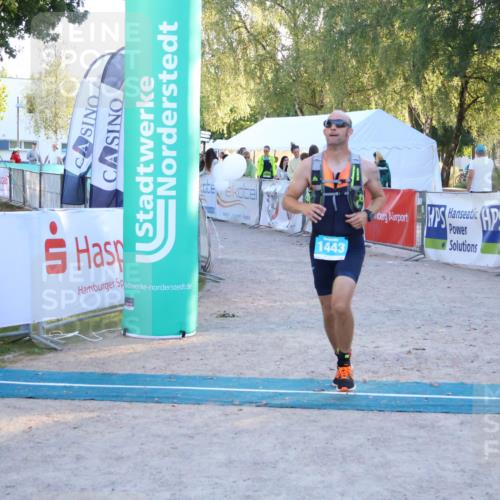07.09.2025 - 19. Norderstedt Triathlon Zöllner http://msf.ph/oto/8780997 07.09.2025 17:37:45 Ziel 1443 meine-sportfotos.de