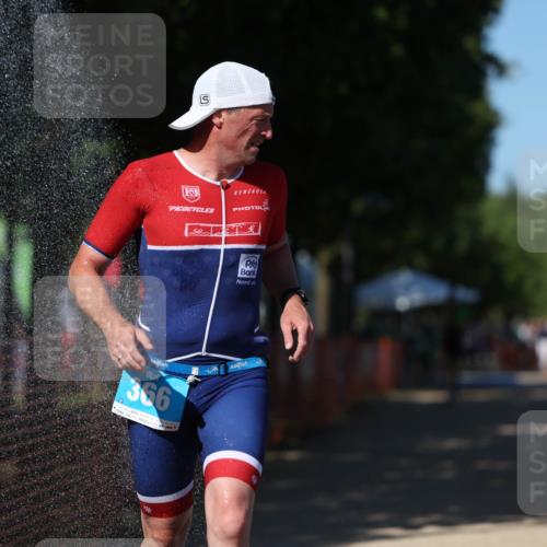 07.09.2025 - 19. Norderstedt Triathlon Michael Strokosch http://msf.ph/oto/8781004 07.09.2025 15:02:20 Laufen 366, 1469 meine-sportfotos.de