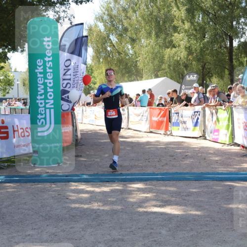 07.09.2025 - 19. Norderstedt Triathlon Zöllner http://msf.ph/oto/8781009 07.09.2025 12:52:31 Ziel 856 meine-sportfotos.de