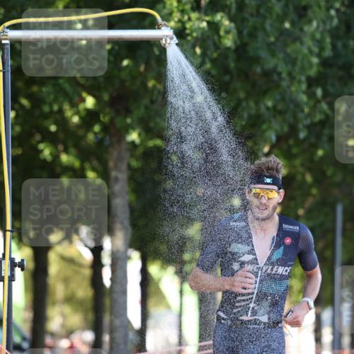 07.09.2025 - 19. Norderstedt Triathlon Michael Strokosch http://msf.ph/oto/8781035 07.09.2025 16:05:56 Laufen 416, 1433 meine-sportfotos.de