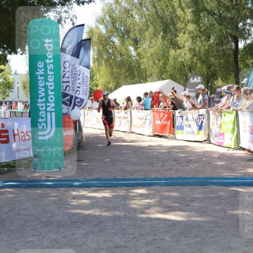 07.09.2025 - 19. Norderstedt Triathlon Zöllner http://msf.ph/oto/8781047 07.09.2025 12:53:09 Ziel 802 meine-sportfotos.de