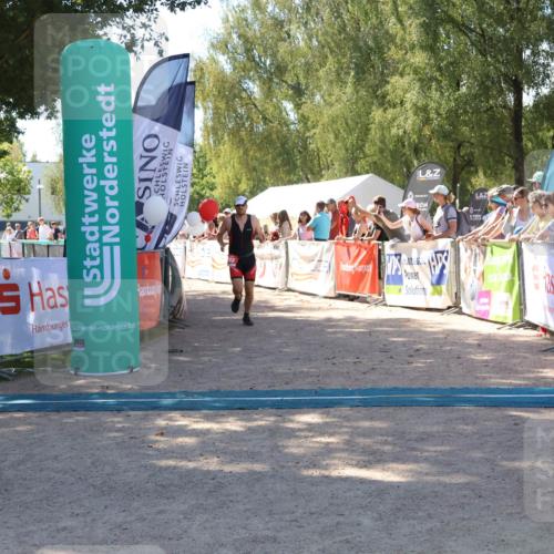 07.09.2025 - 19. Norderstedt Triathlon Zöllner http://msf.ph/oto/8781054 07.09.2025 12:53:09 Ziel 802 meine-sportfotos.de