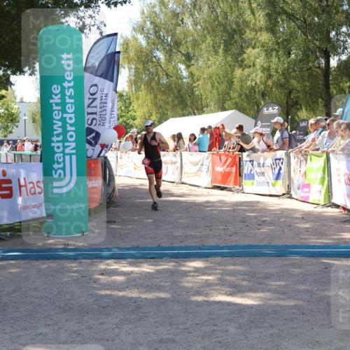 07.09.2025 - 19. Norderstedt Triathlon Zöllner http://msf.ph/oto/8781058 07.09.2025 12:53:09 Ziel 802 meine-sportfotos.de
