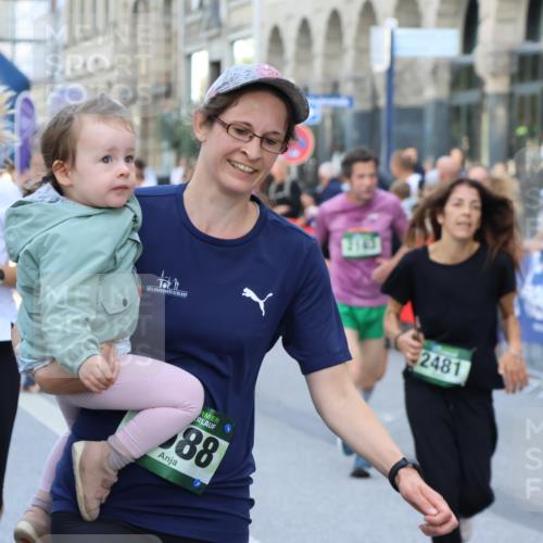 07.09.2025 - BARMER Alsterlauf Strokosch-Dieckow http://msf.ph/oto/8781091 07.09.2025 10:05:48 Ziel 2043, 2744, 3023, 3154, 3991, 4082, 4178, 4179, 4230, 4342, 4355, 4401, 4455, 4537, 4570, 4793, 4807, 5105, 5363, 5431, 5432, 5478, 5595, 5621, 5728, 5762, 5811, 6085, 6101, 6129, 6221, 6231, 8023, 8064, 8121, 8184, 8185, 8332, 8333, 8466 meine-sportfotos.de