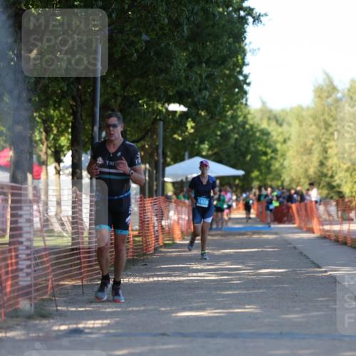 07.09.2025 - 19. Norderstedt Triathlon Michael Strokosch http://msf.ph/oto/8781103 07.09.2025 16:06:10 Laufen 550, 1470, 1484 meine-sportfotos.de