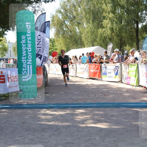 07.09.2025 - 19. Norderstedt Triathlon Zöllner http://msf.ph/oto/8781155 07.09.2025 12:53:47 Ziel 1350 meine-sportfotos.de