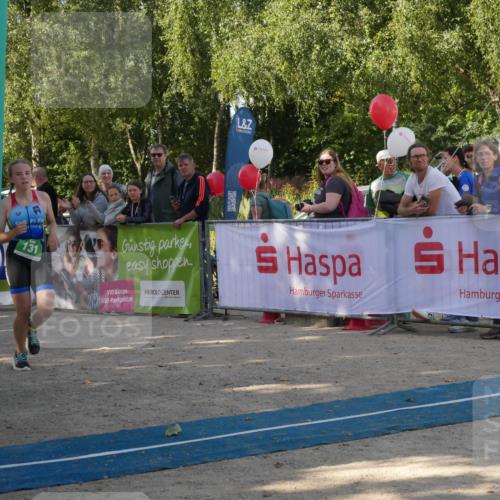 07.09.2025 - 19. Norderstedt Triathlon Zöllner http://msf.ph/oto/8781157 07.09.2025 10:57:02 Ziel 131, 651 meine-sportfotos.de