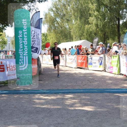 07.09.2025 - 19. Norderstedt Triathlon Zöllner http://msf.ph/oto/8781160 07.09.2025 12:53:48 Ziel 1350 meine-sportfotos.de