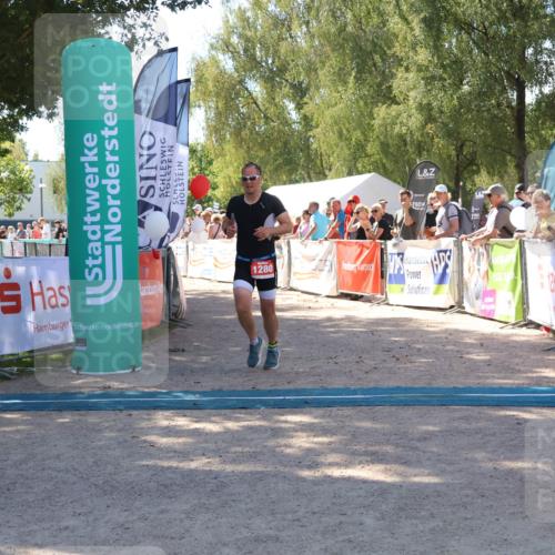 07.09.2025 - 19. Norderstedt Triathlon Zöllner http://msf.ph/oto/8781221 07.09.2025 12:54:01 Ziel 192, 1280 meine-sportfotos.de