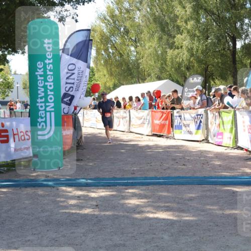 07.09.2025 - 19. Norderstedt Triathlon Zöllner http://msf.ph/oto/8781238 07.09.2025 12:54:58 Ziel 1346 meine-sportfotos.de