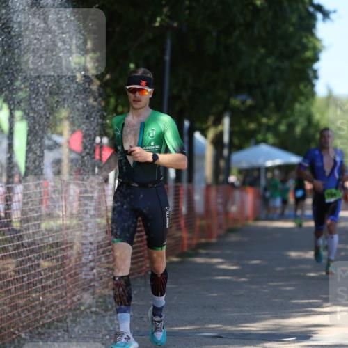 07.09.2025 - 19. Norderstedt Triathlon Michael Strokosch http://msf.ph/oto/8781268 07.09.2025 15:11:13 Laufen 1012, 1016 meine-sportfotos.de