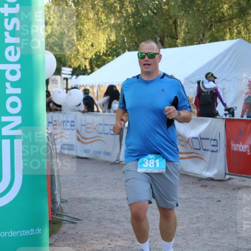 07.09.2025 - 19. Norderstedt Triathlon Zöllner http://msf.ph/oto/8781271 07.09.2025 17:39:17 Ziel 381 meine-sportfotos.de