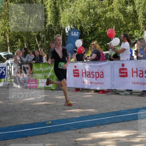 07.09.2025 - 19. Norderstedt Triathlon Zöllner http://msf.ph/oto/8781280 07.09.2025 10:57:37 Ziel 58, 125, 126, 636 meine-sportfotos.de